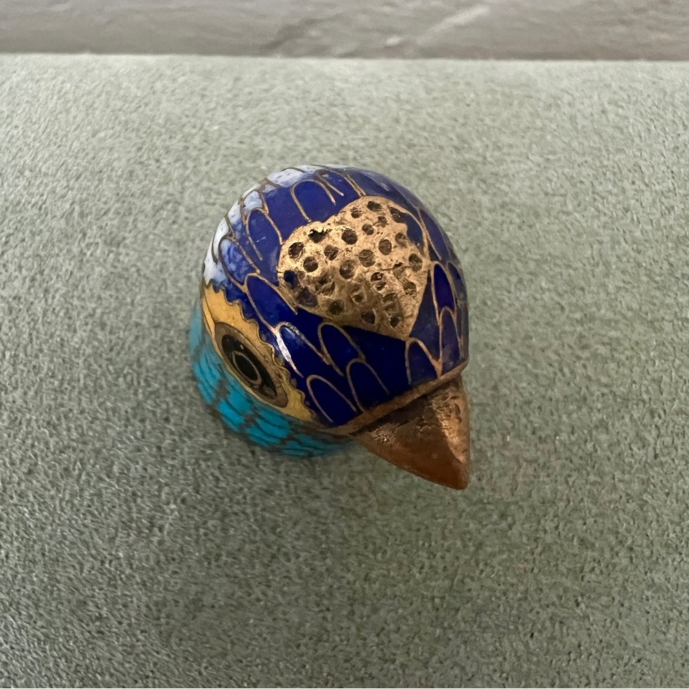 Vintage cloisonné colorful brass pidgeon parrot bird thimble sewing mid century - Picture 7 of 8